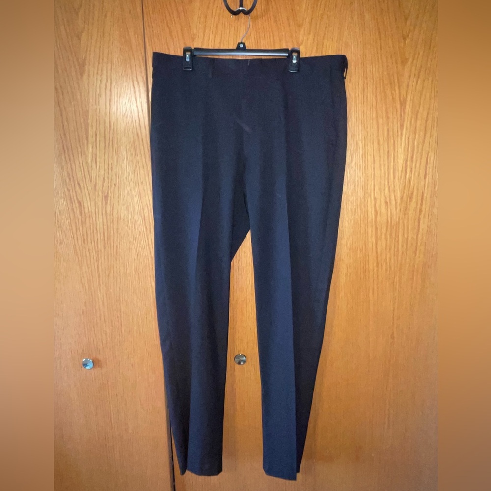 Haggar Classic Fit Dress Pants